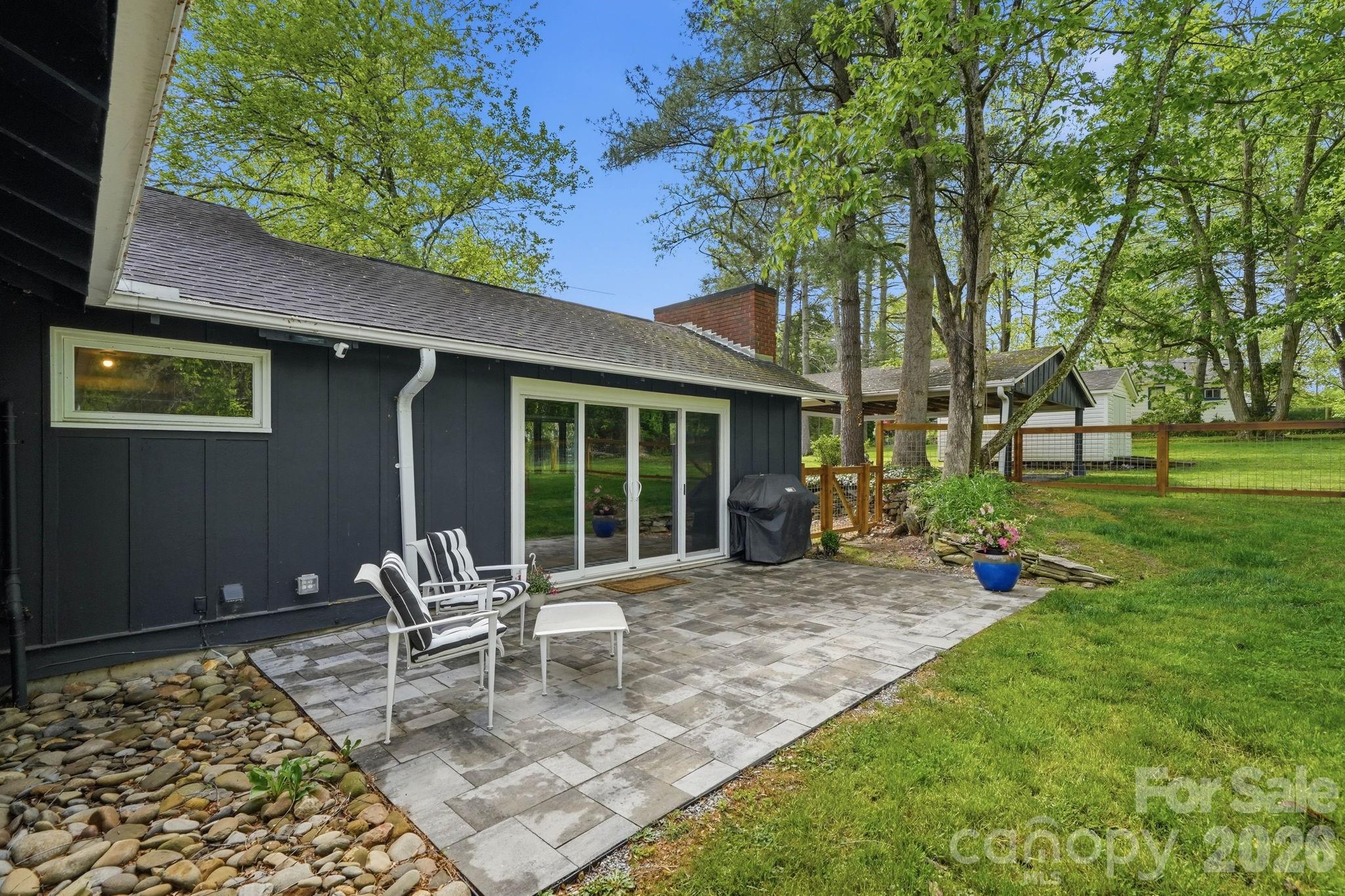 127 Erkwood Drive Hendersonville NC 28739