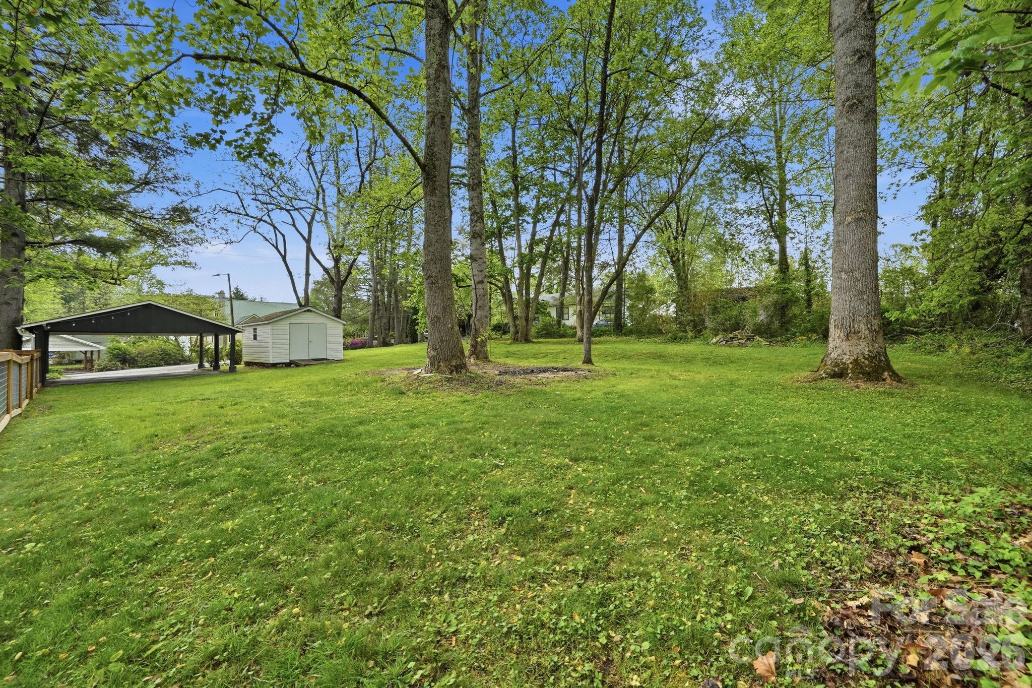 127 Erkwood Drive Hendersonville NC 28739