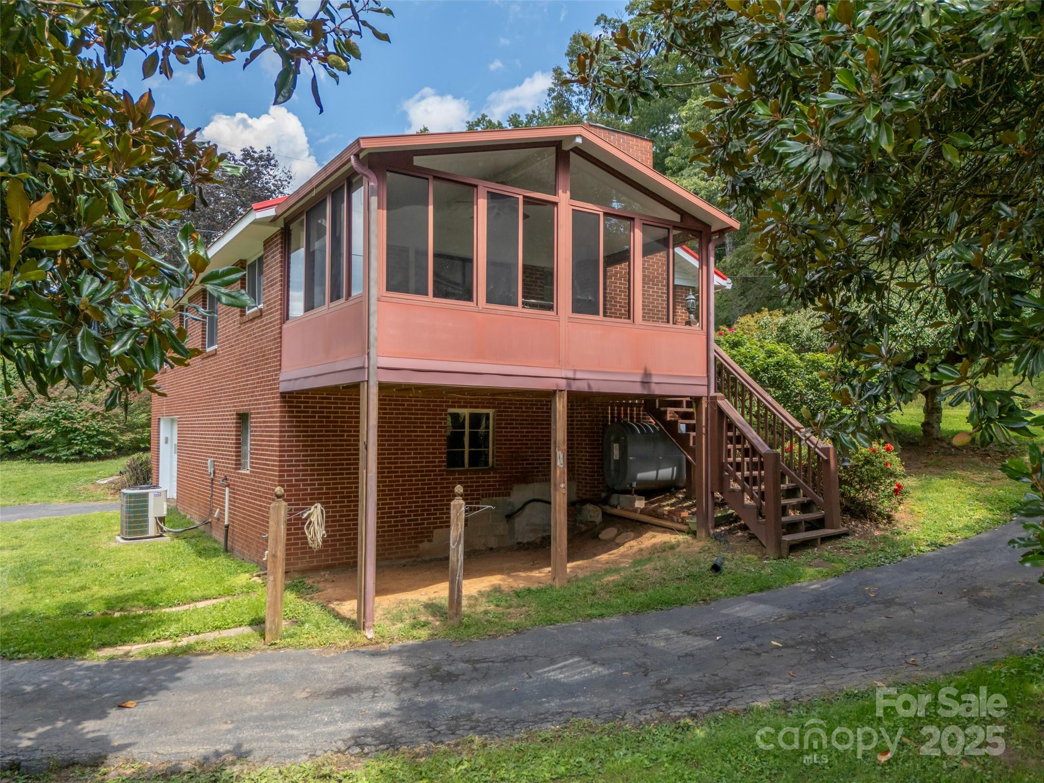 41 Wesley Branch Road Asheville NC 28806