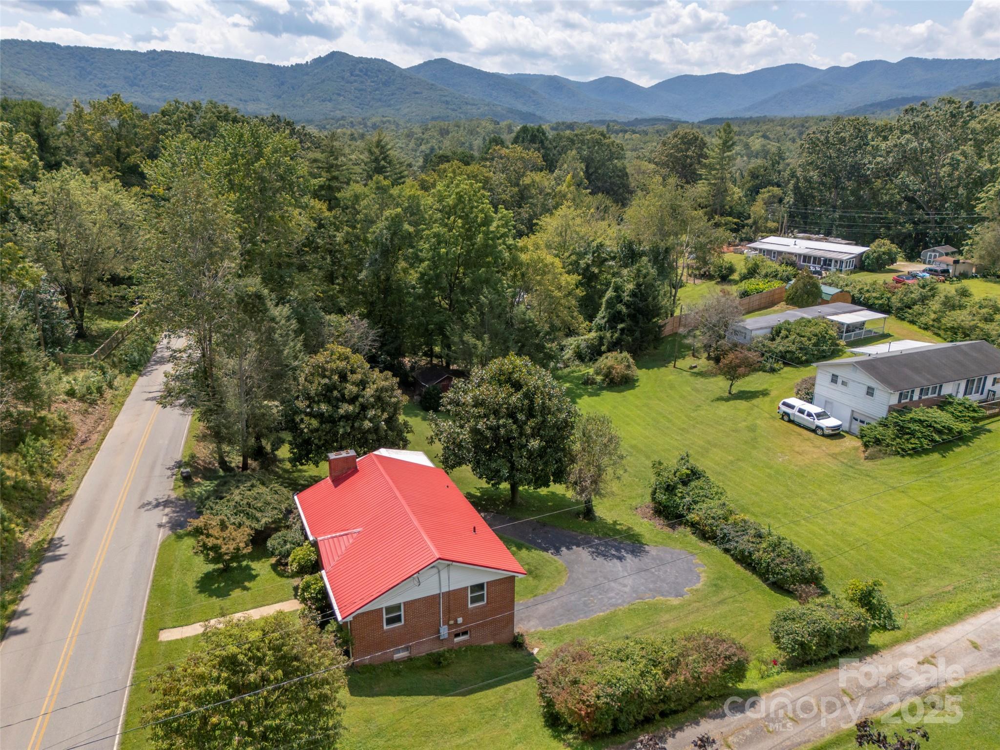 41 Wesley Branch Road Asheville NC 28806