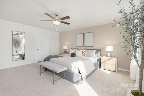 823 Adelston Lane Asheville NC 28804