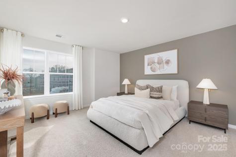 823 Adelston Lane Asheville NC 28804