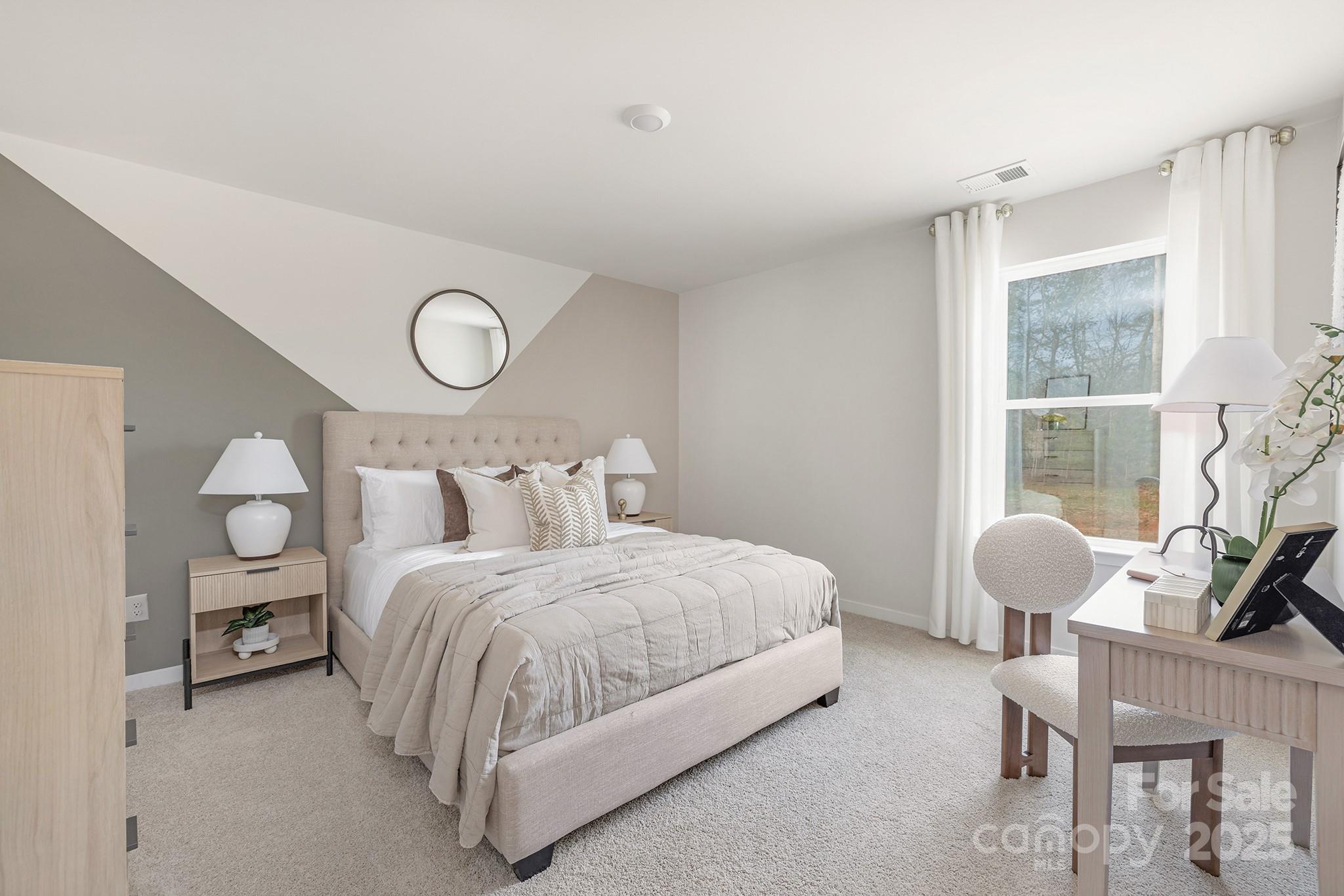 823 Adelston Lane Asheville NC 28804