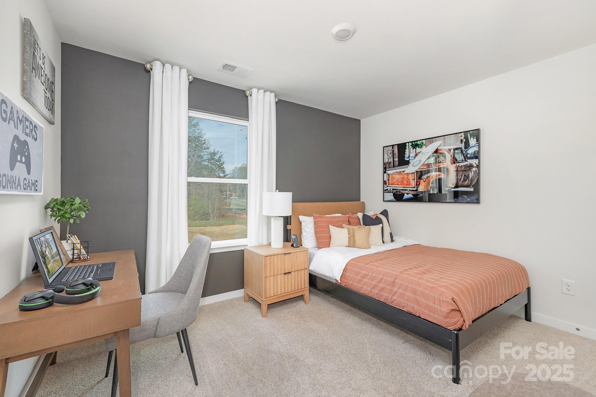 823 Adelston Lane Asheville NC 28804