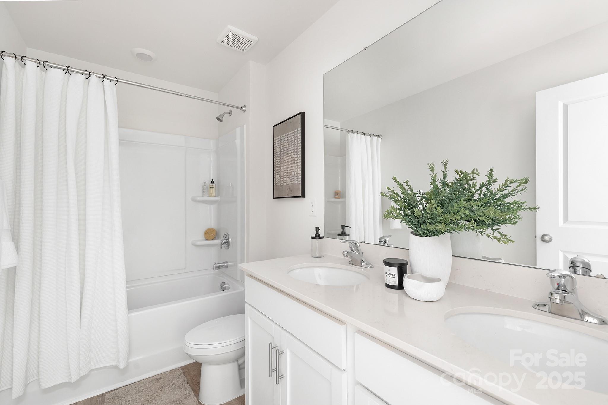 823 Adelston Lane Asheville NC 28804