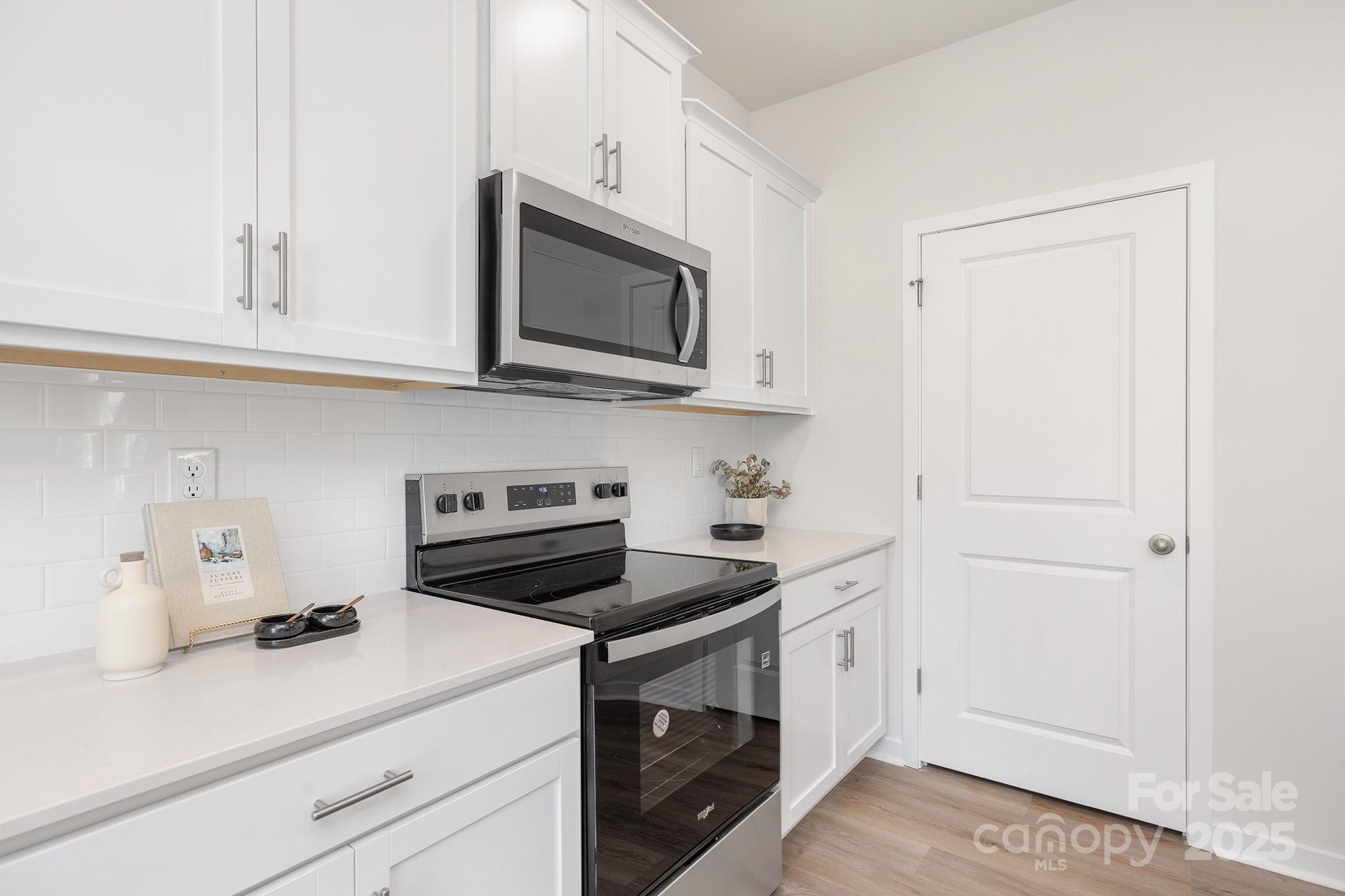 823 Adelston Lane Asheville NC 28804