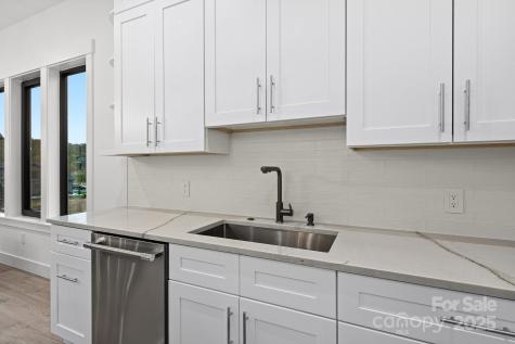 324 Avery Trail Drive Arden NC 28704