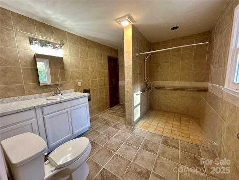 208 Murdock Road Bakersville NC 28705