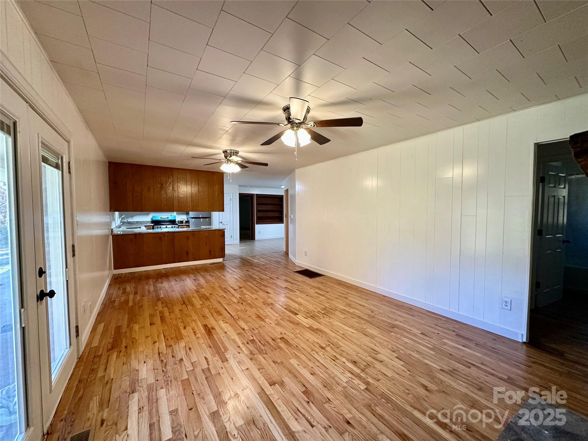 208 Murdock Road Bakersville NC 28705