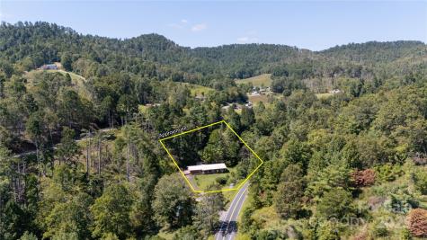 208 Murdock Road Bakersville NC 28705