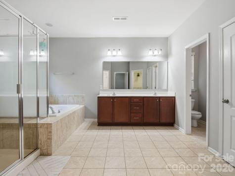 14703 Brannock Hills Drive Charlotte NC 28278