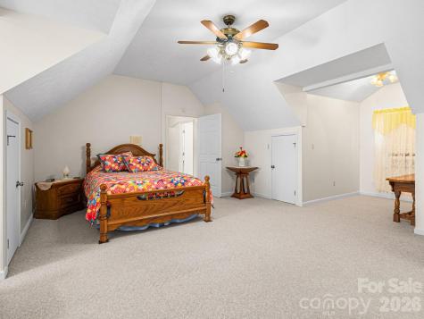 727 Jenkins Valley Road Alexander NC 28701