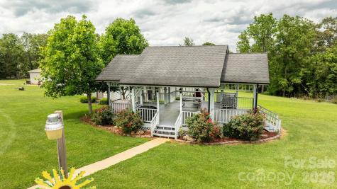 727 Jenkins Valley Road Alexander NC 28701