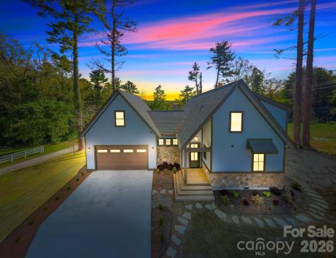 154 Osceola Road Hendersonville NC 28739