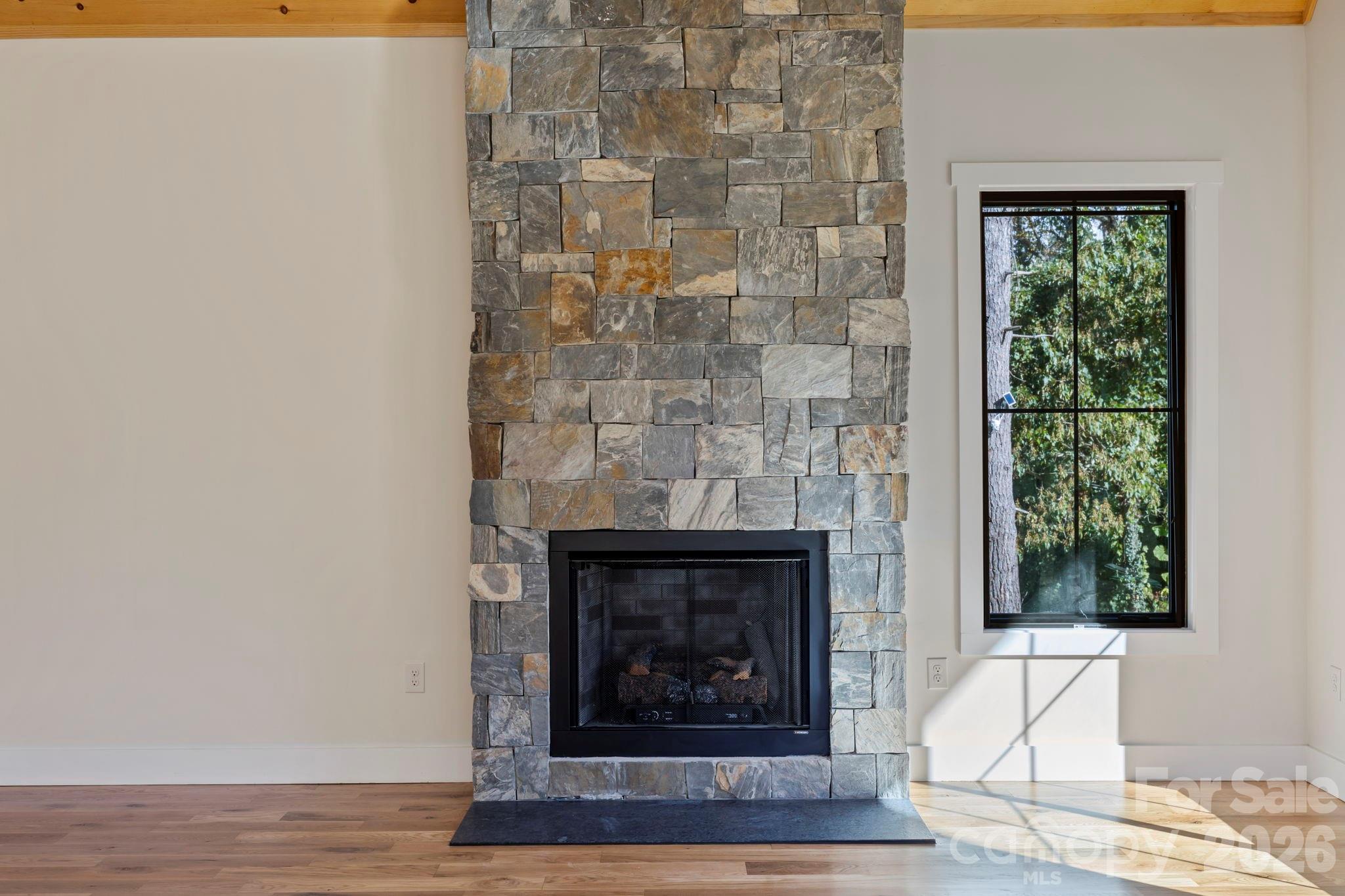 154 Osceola Road Hendersonville NC 28739