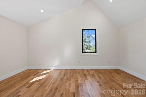 154 Osceola Road Hendersonville NC 28739