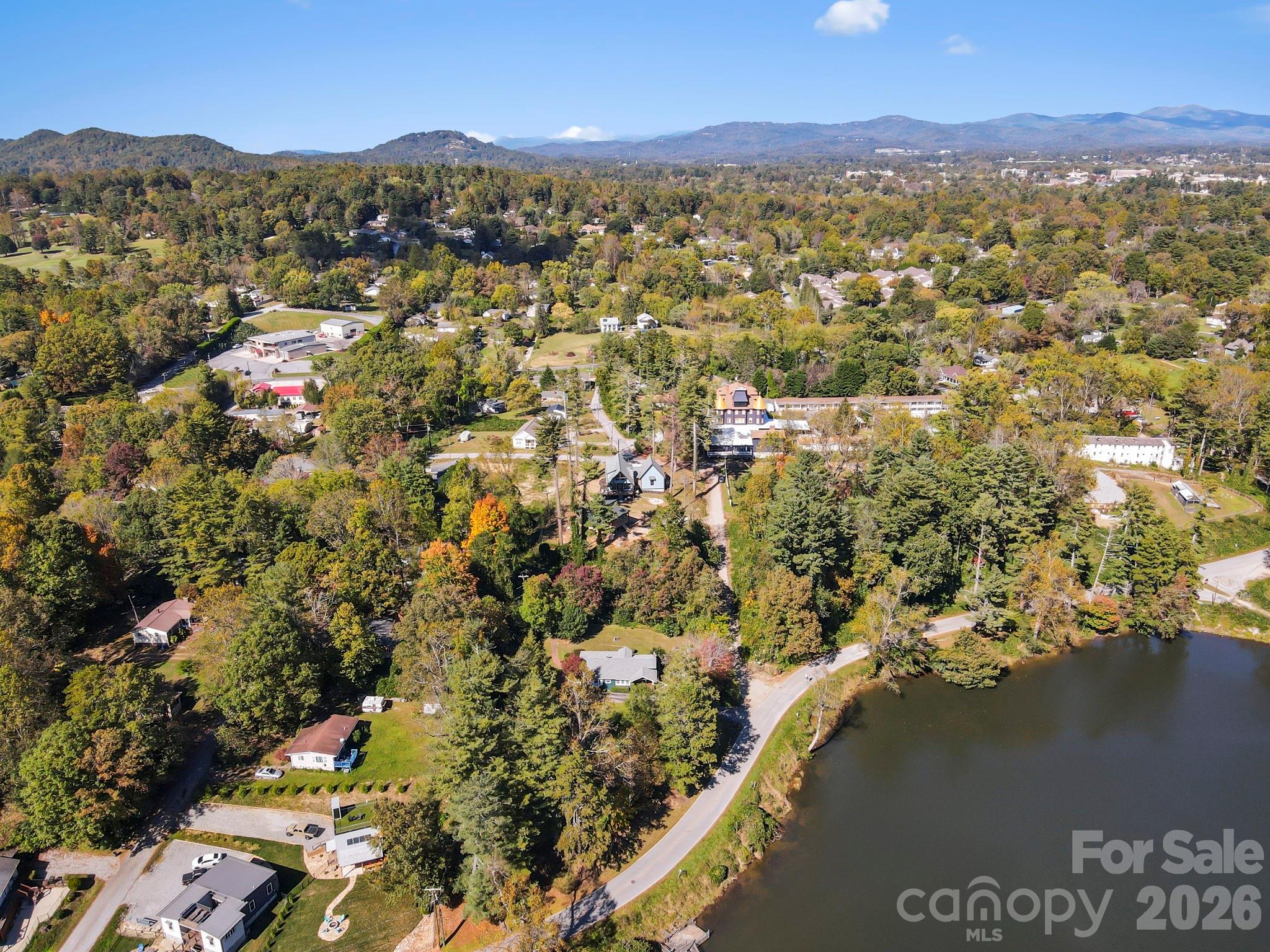 154 Osceola Road Hendersonville NC 28739