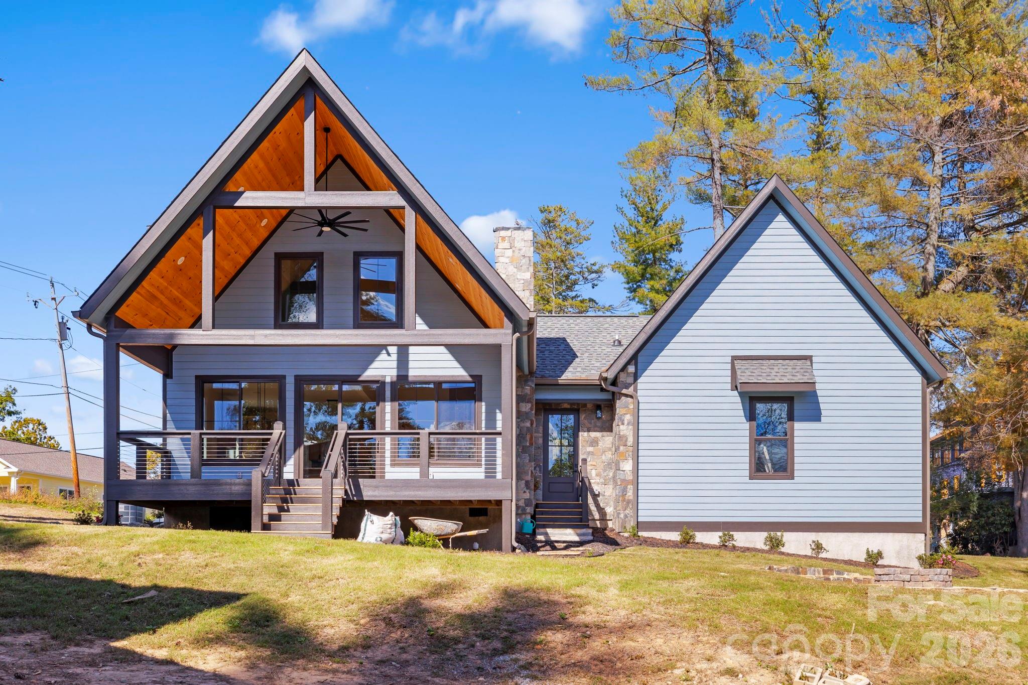 154 Osceola Road Hendersonville NC 28739