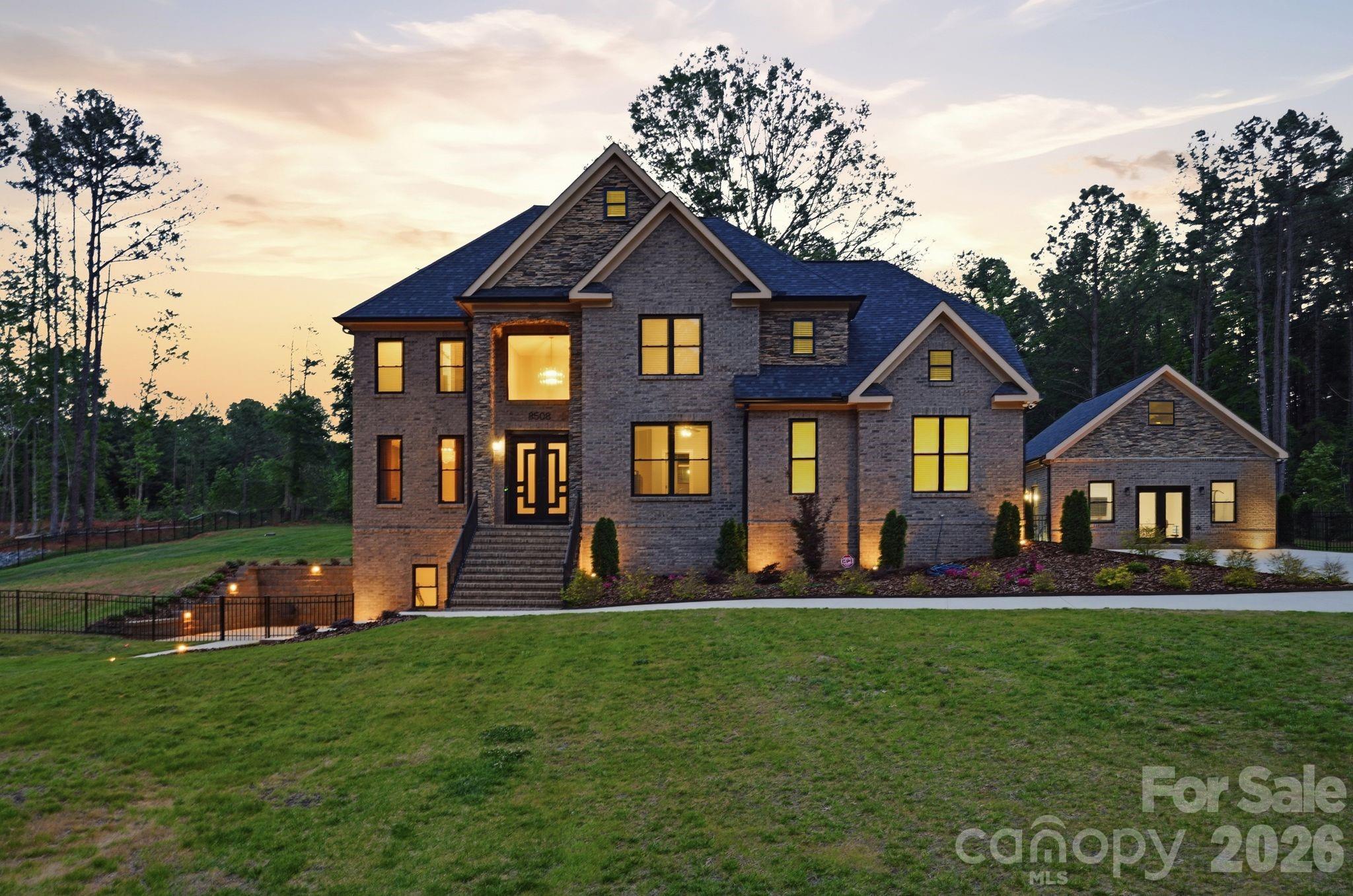 8508 Max Meadows Drive Charlotte NC 28227