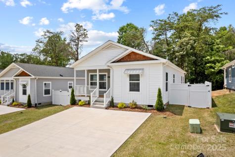 121 Bellamy Road Asheville NC 28806
