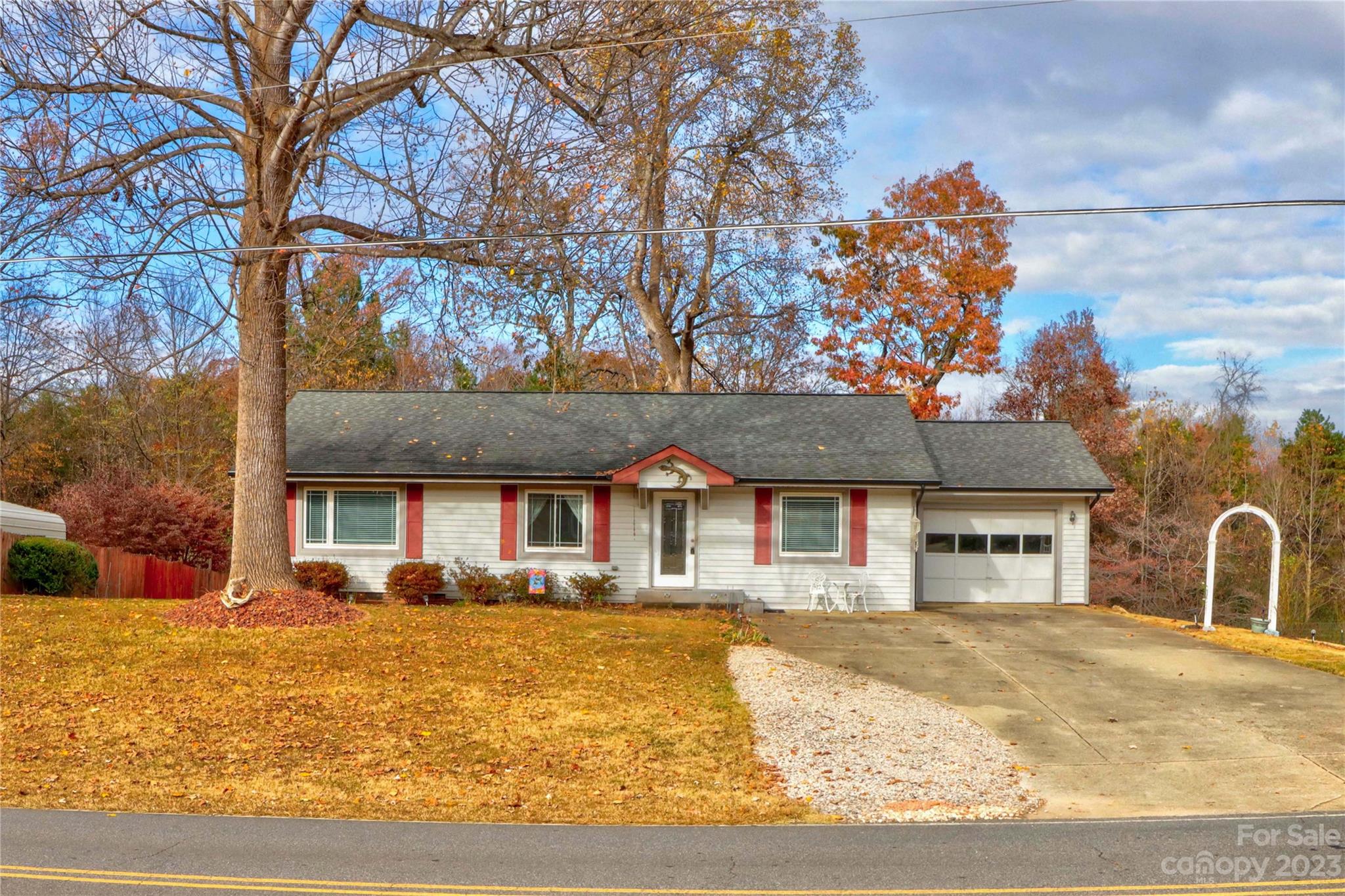 122 Spring Shore Road Statesville NC 28677