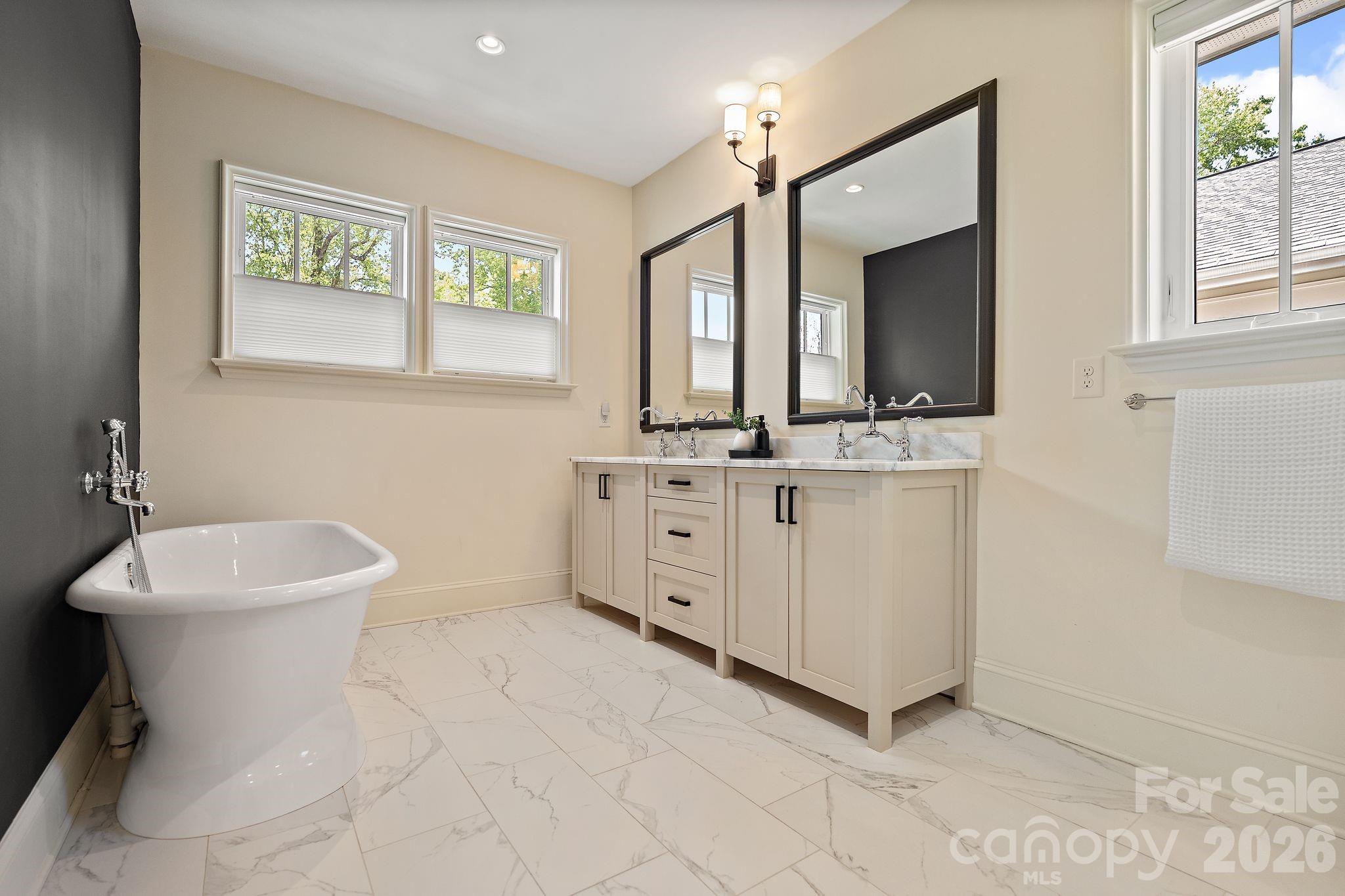 2652 Chesterfield Avenue Charlotte NC 28205