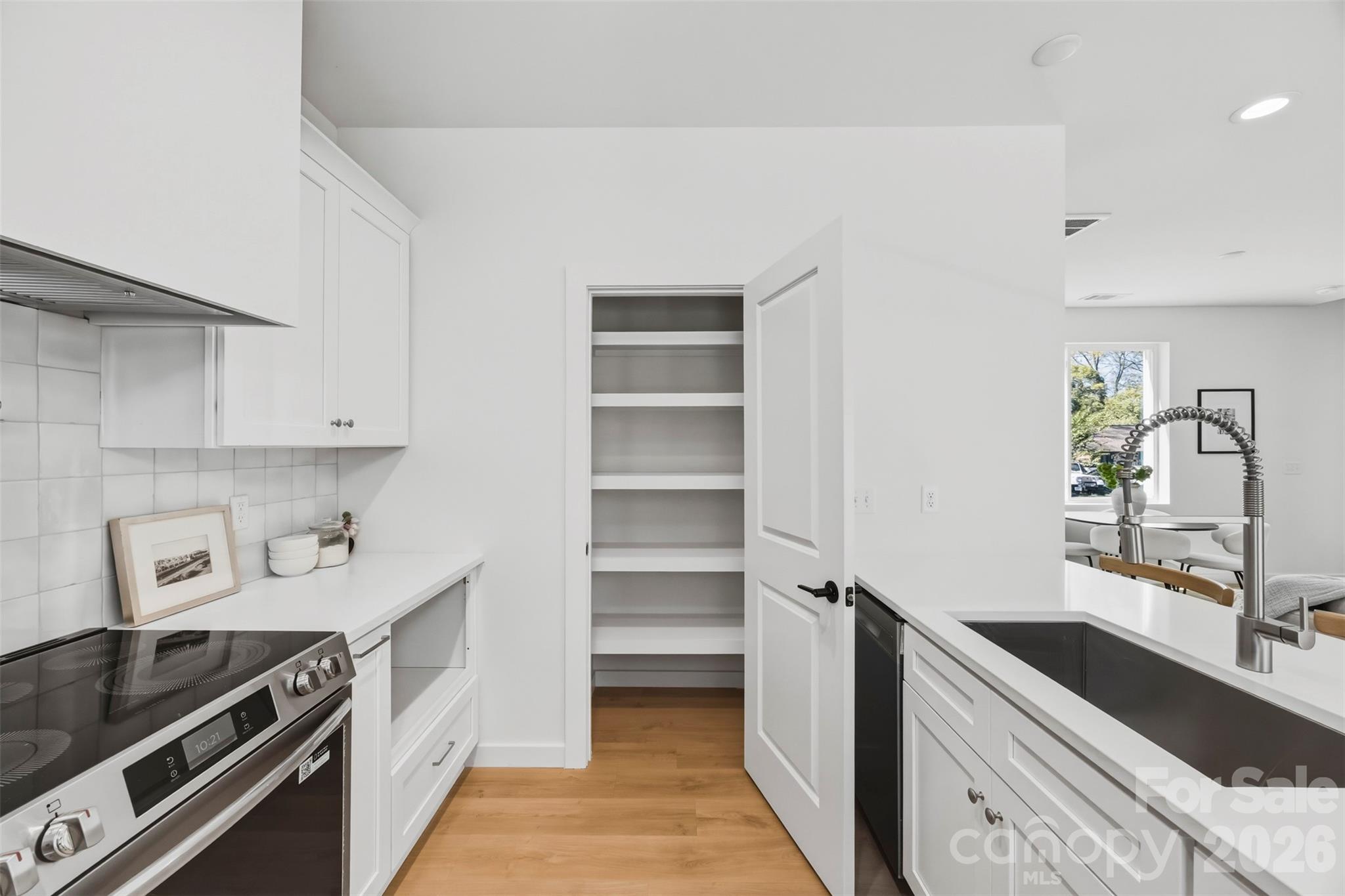 1037 Garringer Place Charlotte NC 28208