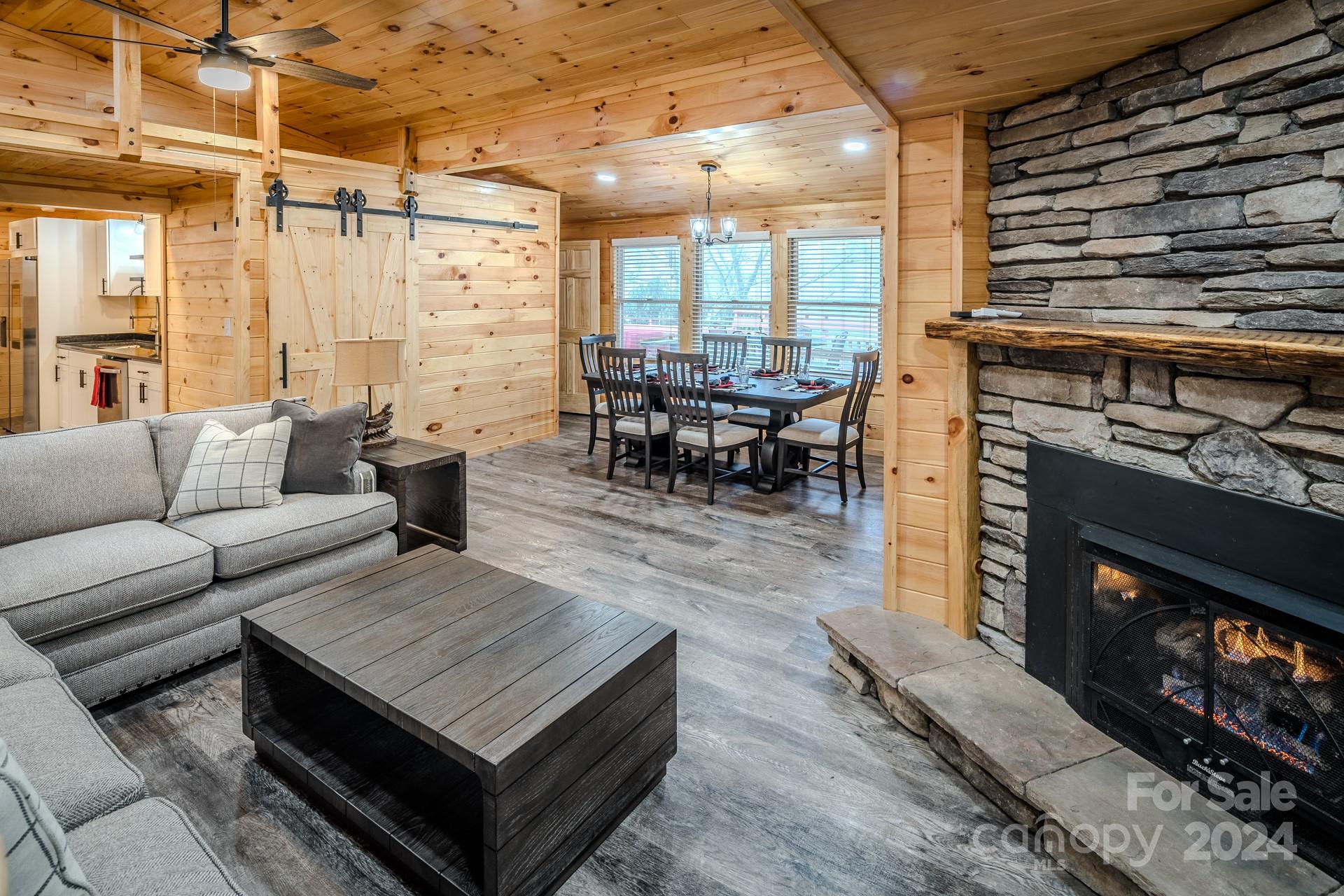 51 Dogwood Lane Newland NC 28657