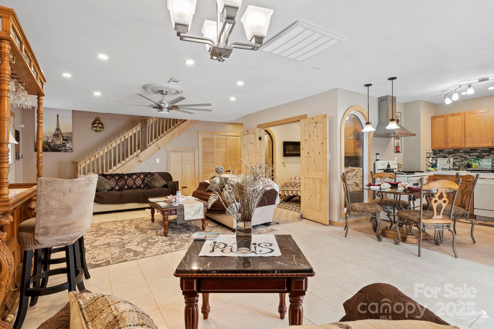 119 Aurora Vista Drive Asheville NC 28806