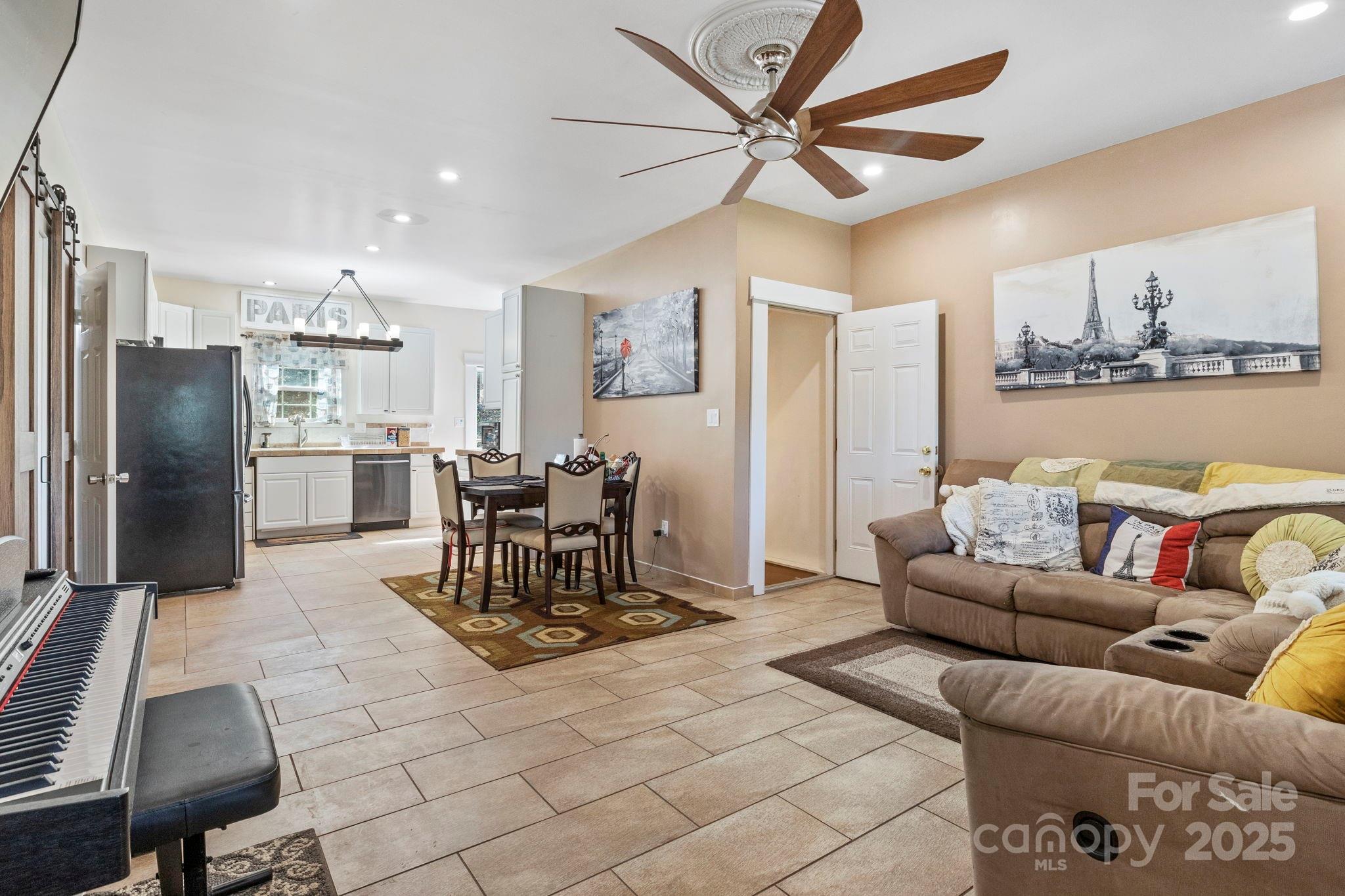 119 Aurora Vista Drive Asheville NC 28806