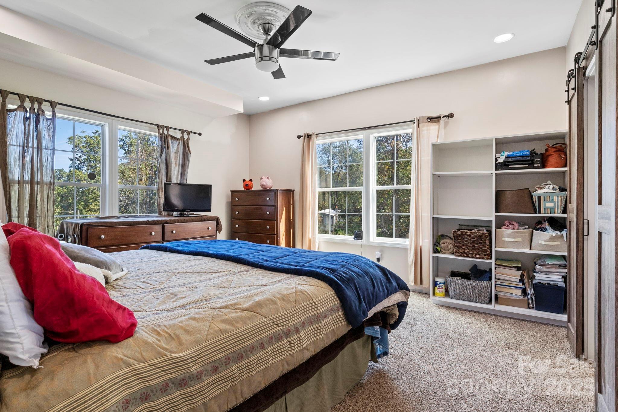 119 Aurora Vista Drive Asheville NC 28806