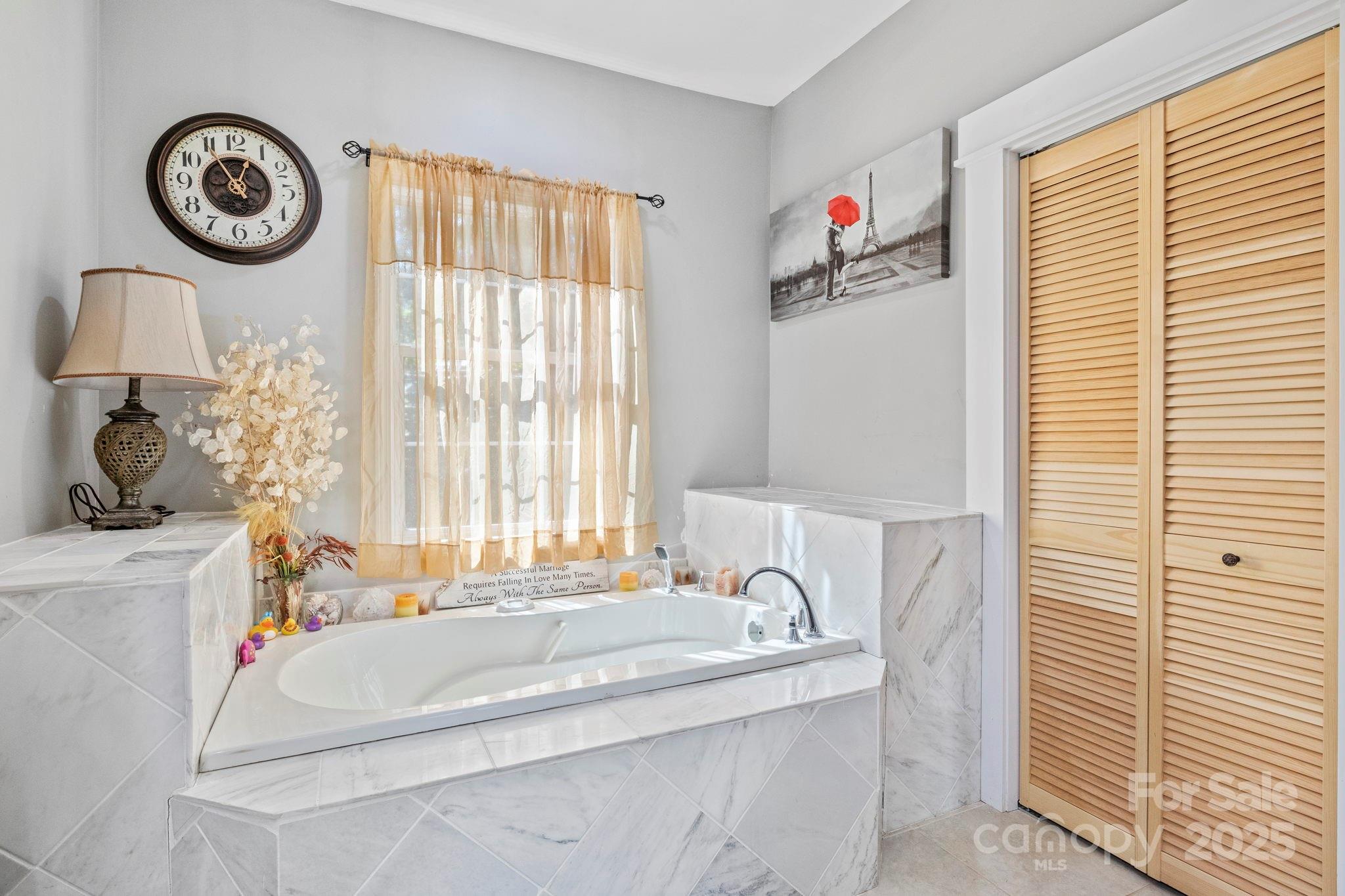 119 Aurora Vista Drive Asheville NC 28806