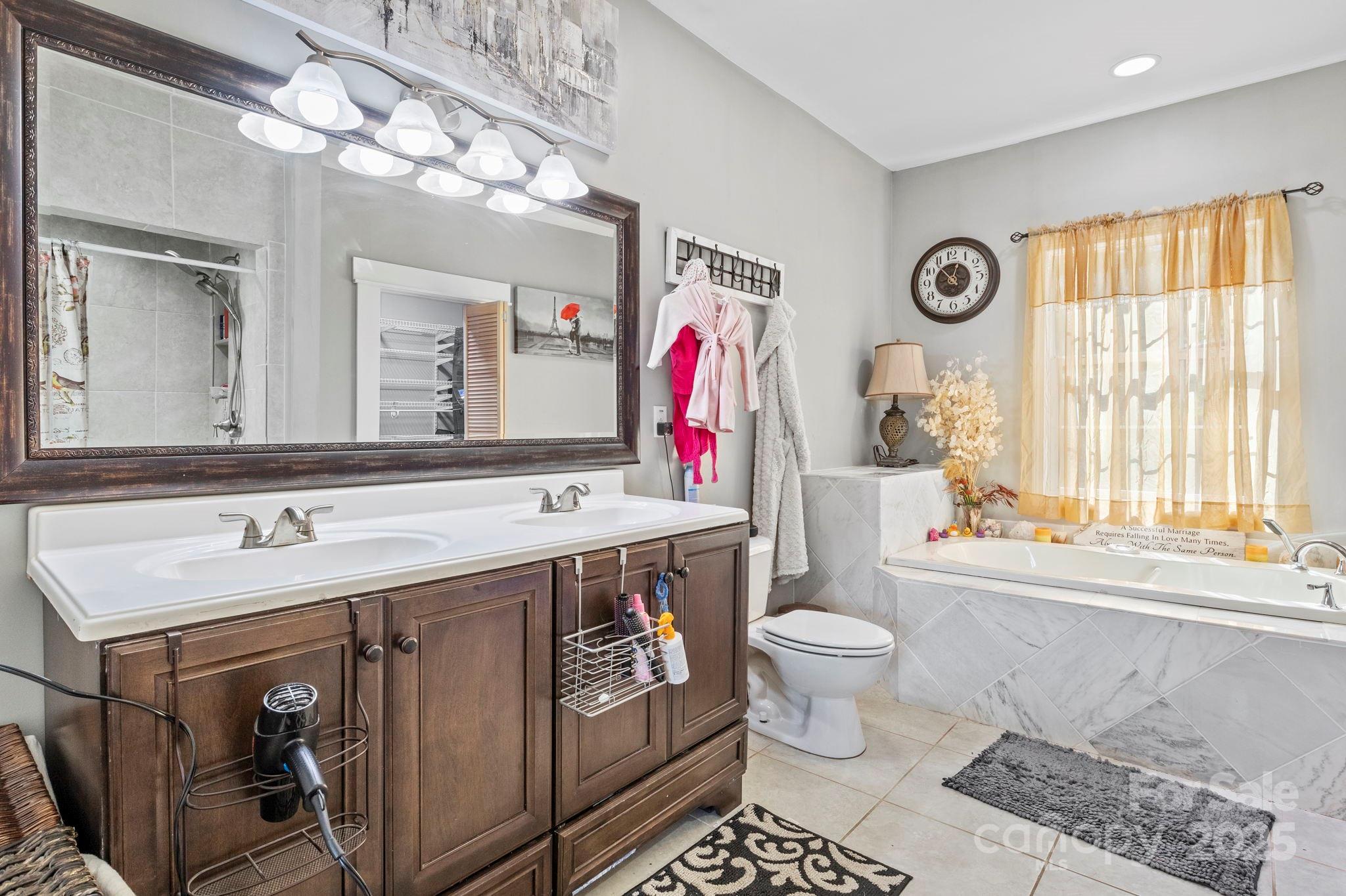 119 Aurora Vista Drive Asheville NC 28806