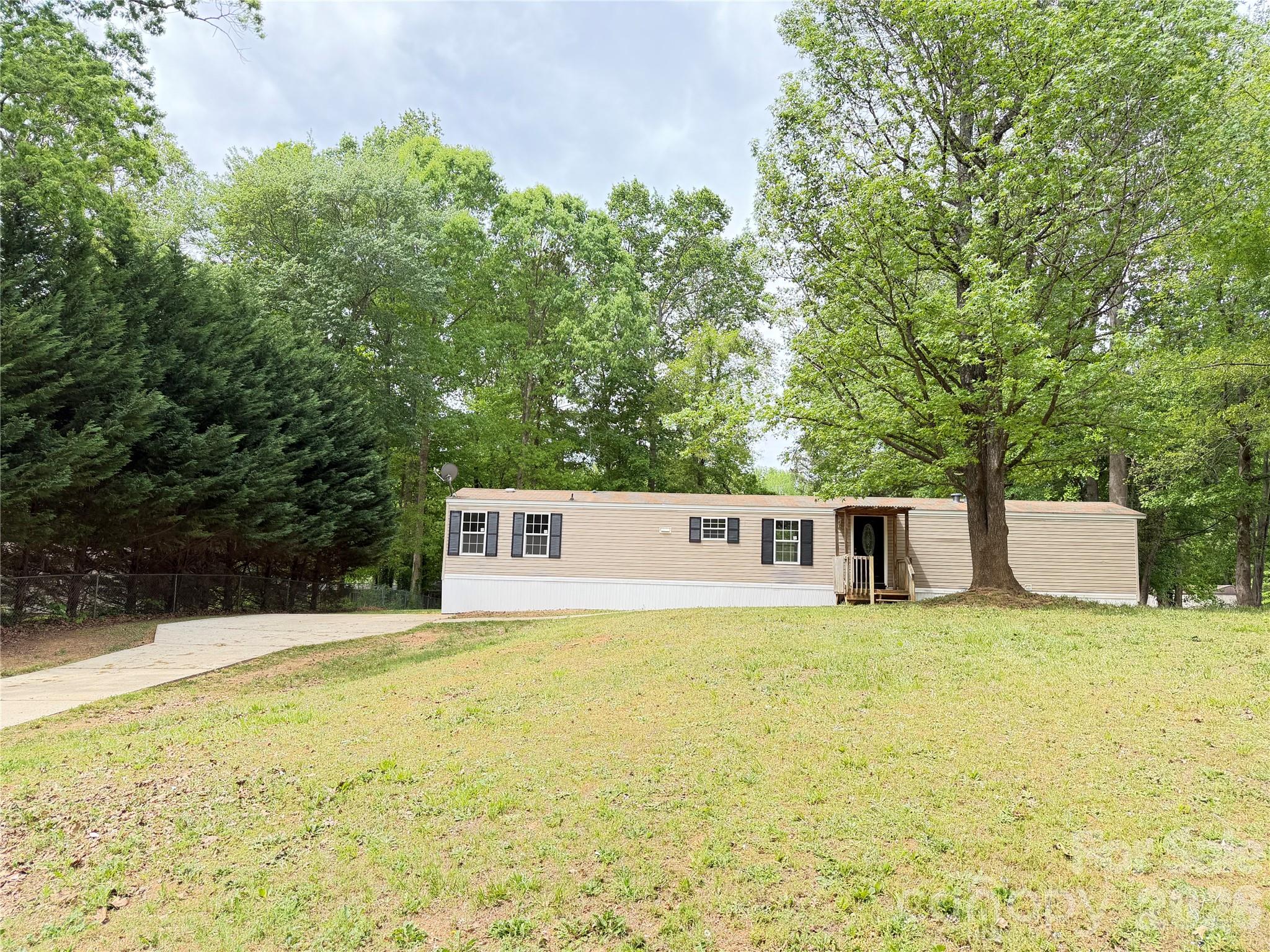 110 Tulip Tree Court Statesville NC 28677