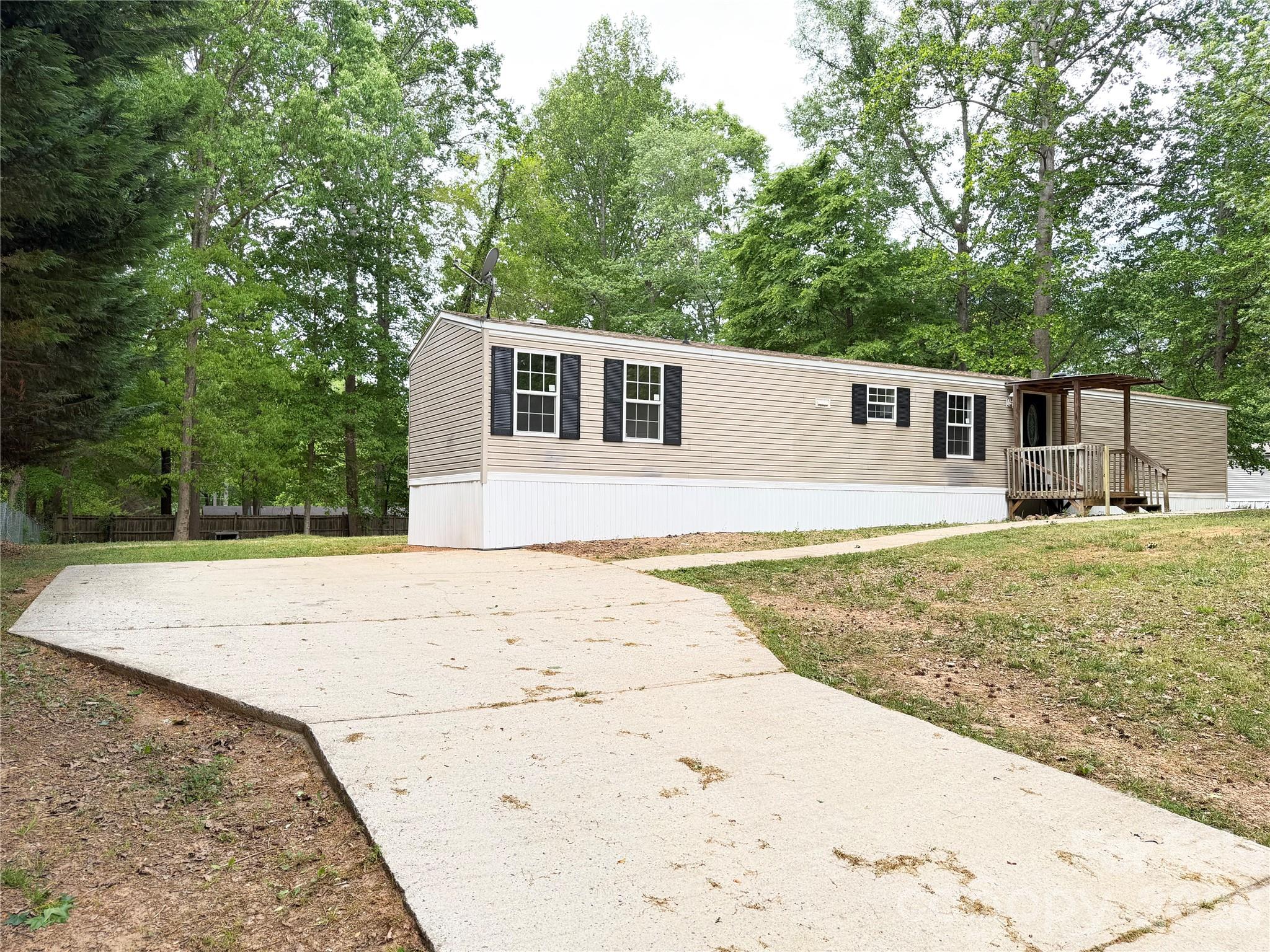 110 Tulip Tree Court Statesville NC 28677