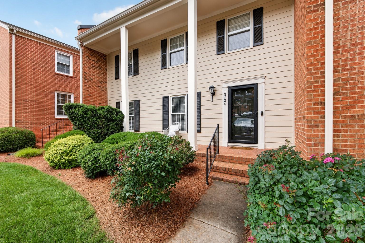 6724 Constitution Lane Charlotte NC 28210
