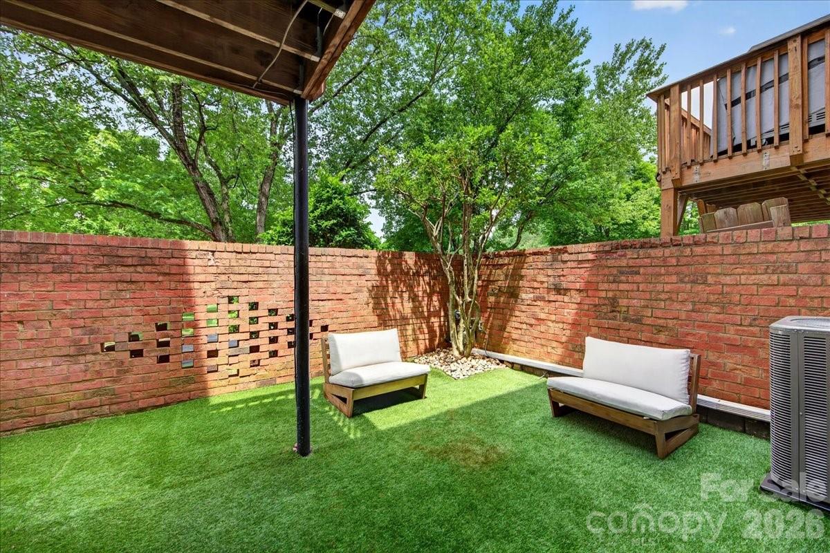 6724 Constitution Lane Charlotte NC 28210