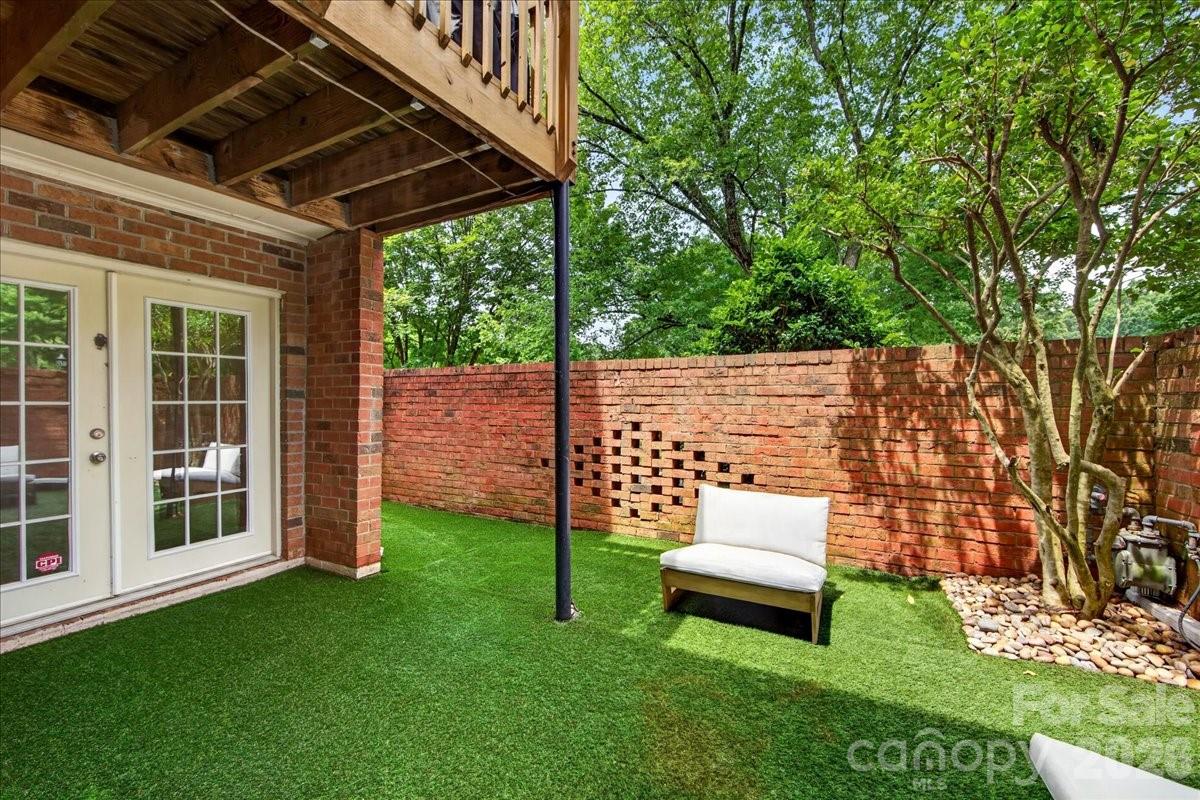 6724 Constitution Lane Charlotte NC 28210