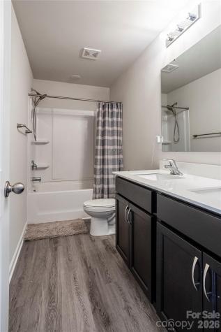 132 Crown Court Kings Mountain NC 28086