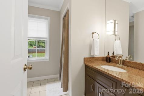 1496 Hardwood Circle Newton NC 28658