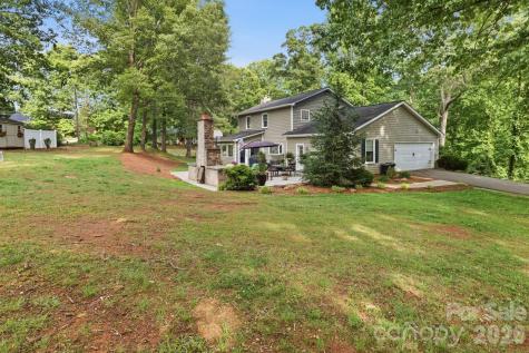 1496 Hardwood Circle Newton NC 28658