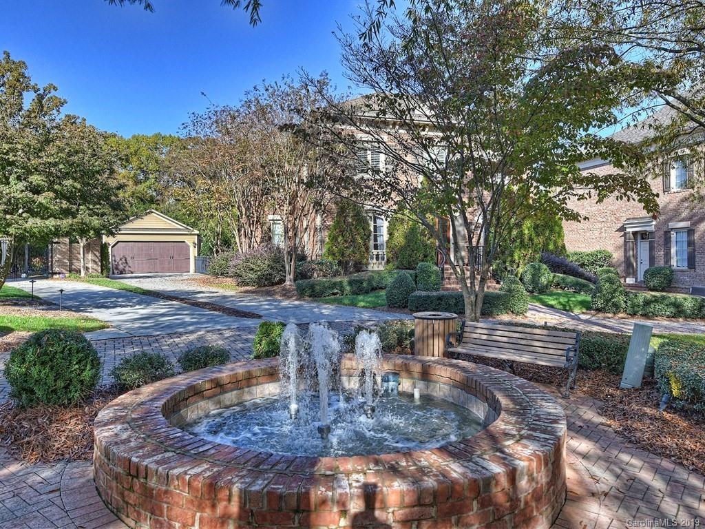 8824 Heydon Hall Circle Charlotte NC 28210