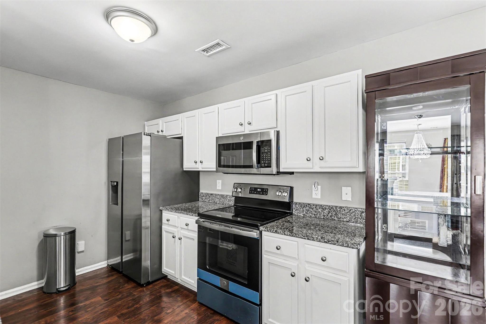 306 Cayman Way Charlotte NC 28217