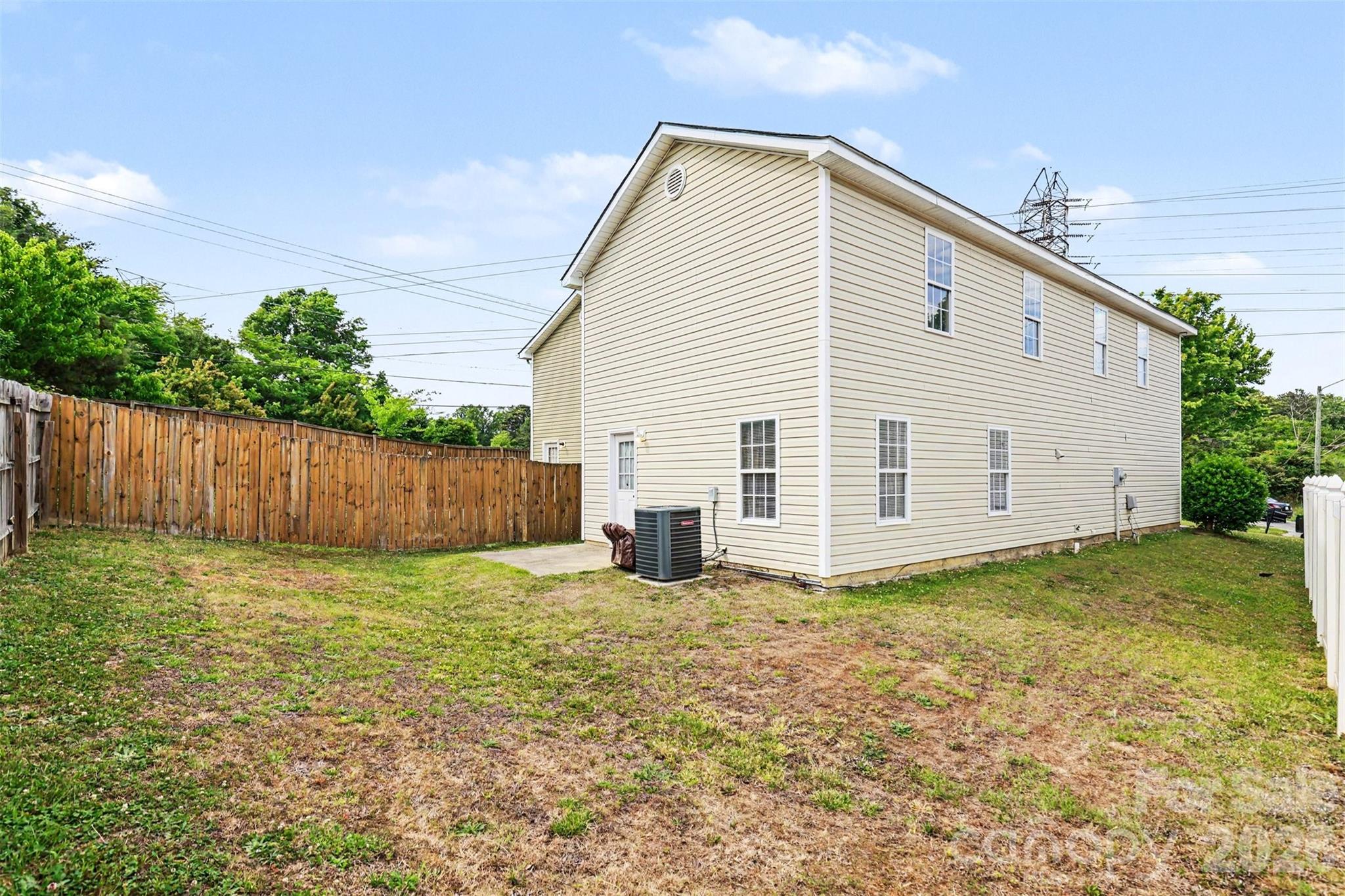 306 Cayman Way Charlotte NC 28217