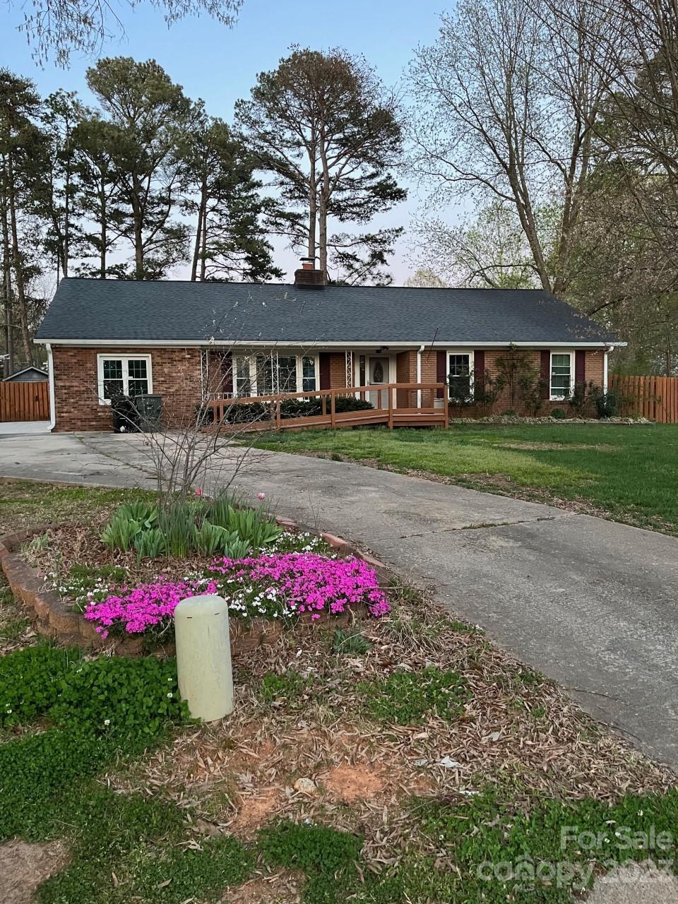 136 Cliffwood Circle Mooresville NC 28115