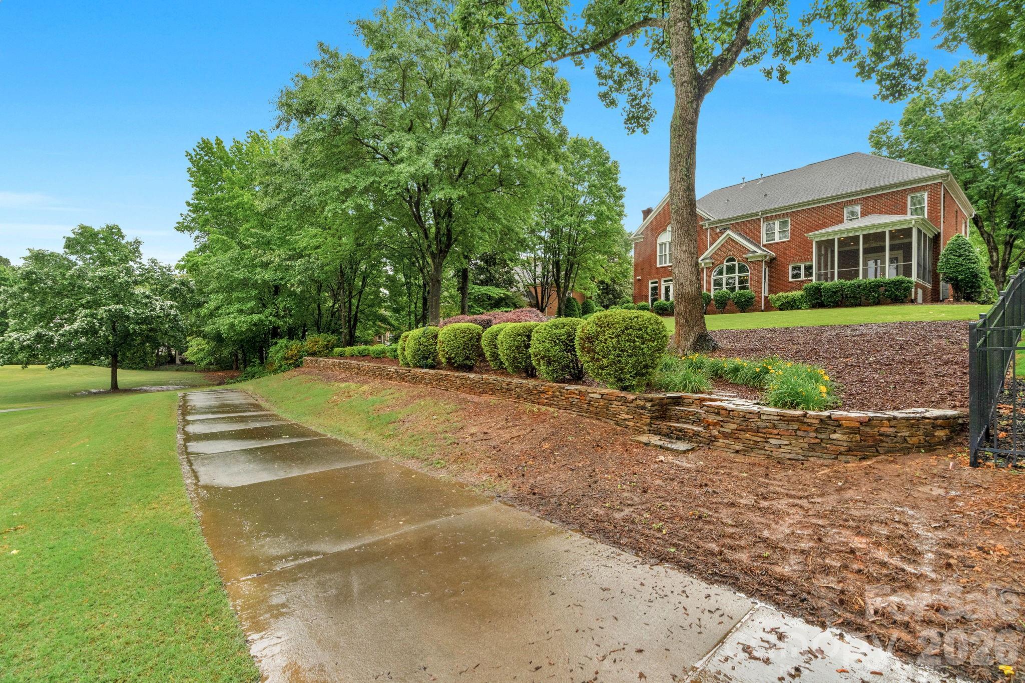 10514 Old Wayside Road Charlotte NC 28277