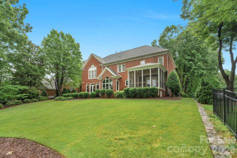 10514 Old Wayside Road Charlotte NC 28277