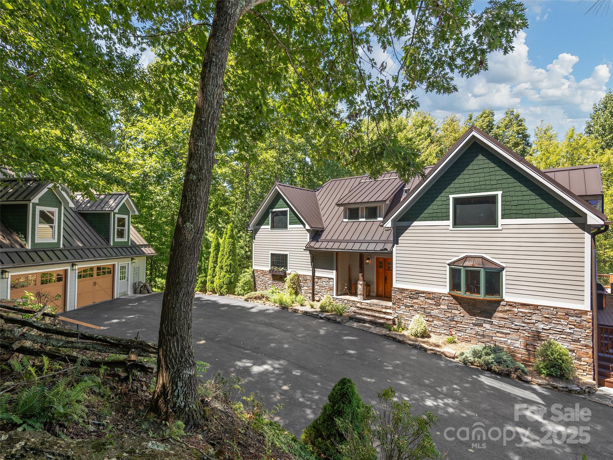 1315 Double Knob Drive Arden NC 28704