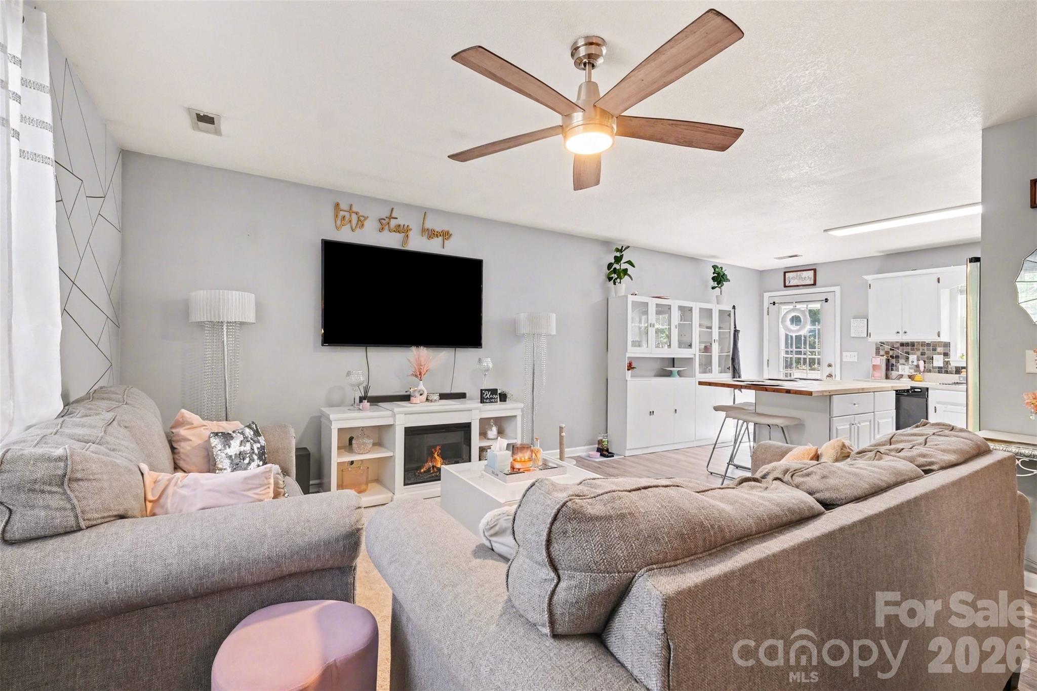 2056 Redberry Lane Conover NC 28613