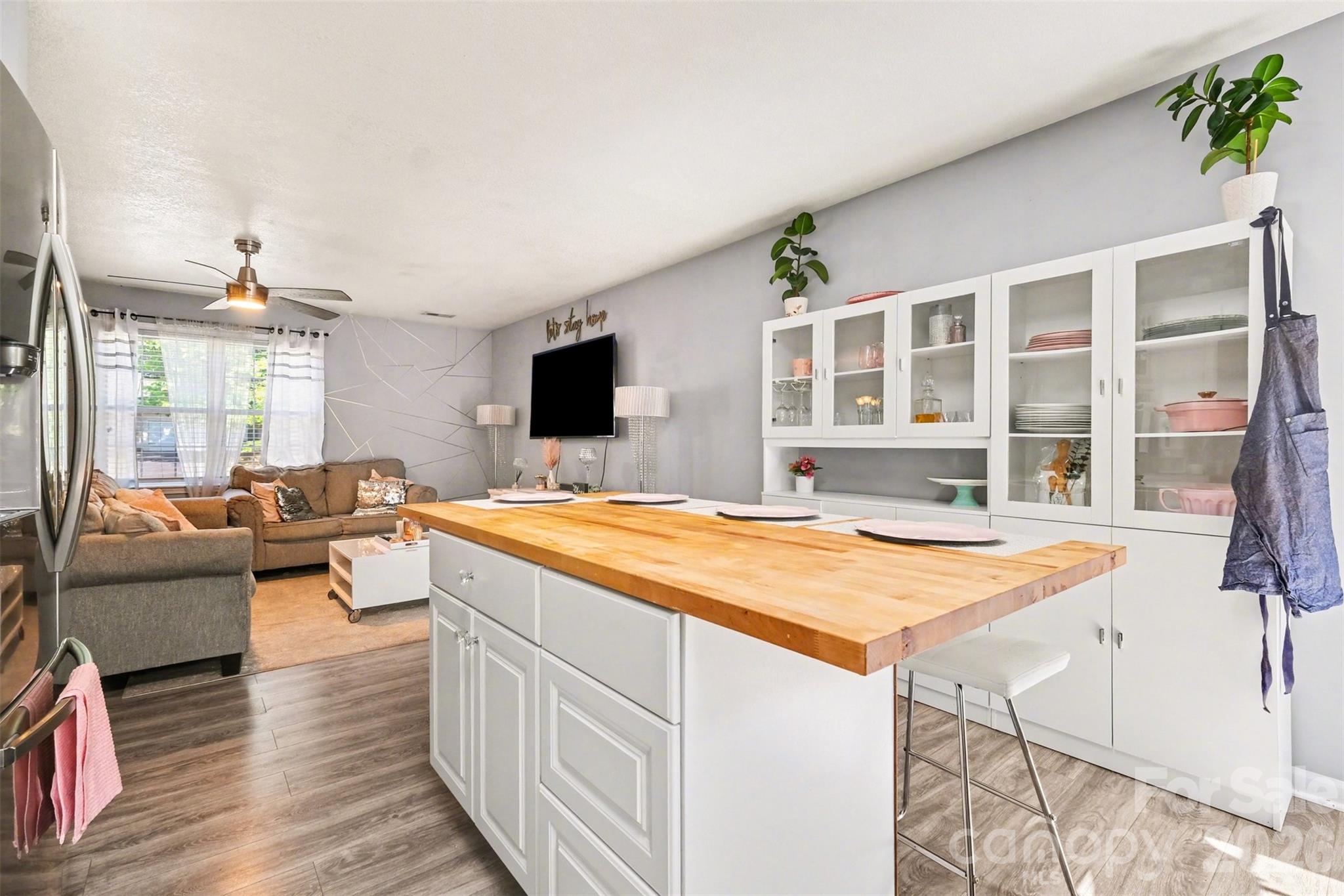 2056 Redberry Lane Conover NC 28613